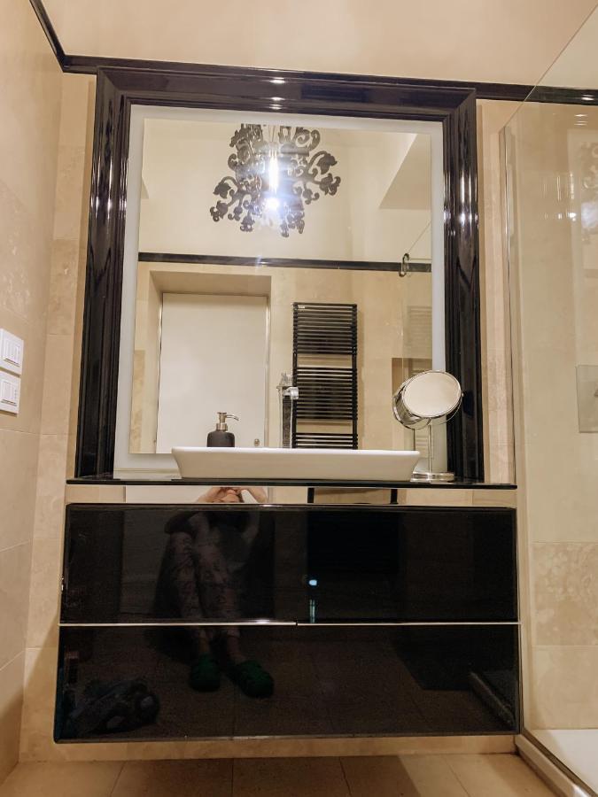 The Duomo Exclusive -43 Passi Dal Duomo- Apartment Florence Exterior photo